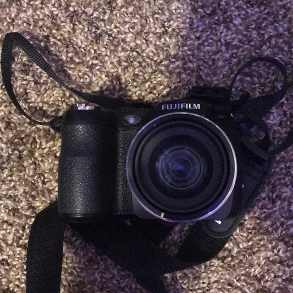 Camera - Picture 3 of 12